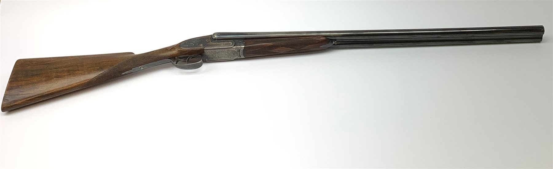Spanish Victor Sarasqueta Eibar 12-bore sidelock ejector side-by-side double barrel shotgun with walnut stock and 71cm barrels No.218961, L115cm overall SHOTGUN CERTIFICATE REQUIRED