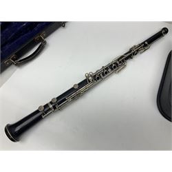 F. Buisson Dallas London oboe, serial no.5434; Boosey & Hawkes Lafleur clarinet, serial no.807004; and incomplete Boosey & Hawkes Regent clarinet, serial no.372169; each in fitted carrying case (3)
