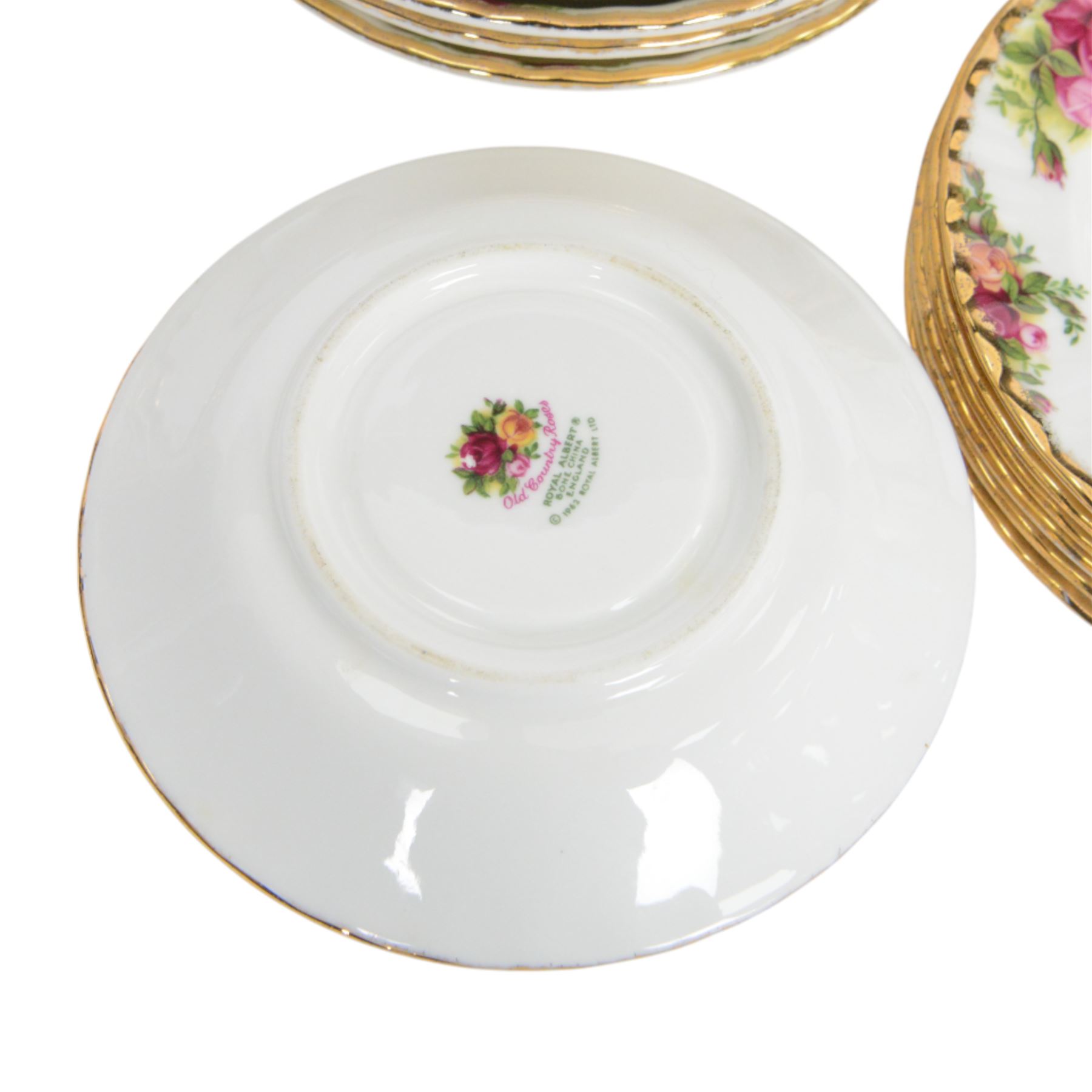 Royal Albert Old Country Roses tea and dinner service for six, including teapot, covered sucrier, milk jug, dinner plates, soup bowls, side plates etc  