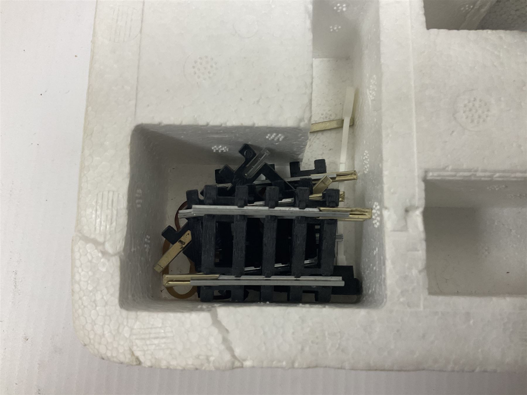 Hornby '00' gauge - The Blue Streak train set with Class A4 4-6-2 locomotive 'Sir Nigel Gresley' with tender, three teak effect coaches, track and controller; boxed