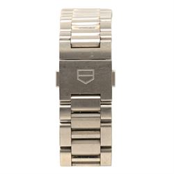 Tag Heuer Connected Modular gentleman's titanium wristwatch, Ref. SBF8A8001, on stainless steel bracelet with fold-over clasp, boxed