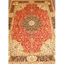  Persian Kashan design red ground rug/wall hanging 280cm x 200cm  