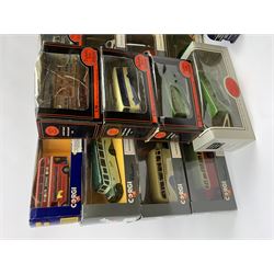 Seventeen die-cast models of buses including Corgi Classics and Original Omnibus series, Exclusive First Editions (EFE) etc; all but one boxed (17)