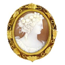 Victorian 15ct gold cameo depicting lady with flowers in her hair, in acorn and oak leaf mount
