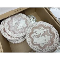 Bradford Exchange 'Shakespearean Lovers' collectors plates, continental figures, Royal Doulton and Dartington Crystal glassware and other ceramics and collectables, in three boxes