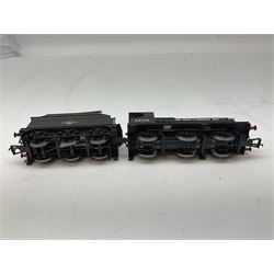 Bachmann Branch-Line '00' gauge - Class J11 2-6-0 'Stanier Mogul' locomotive no. 2965, Class D11 4-4-0 'Mons' locomotive no. 501, Class A1 4-6-2 'Curlew' locomotive no. 60122 and Robinson Class J11 Black Late Crest locomotive no. 64325, all DCC ready (4)