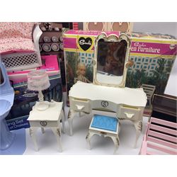 Sindy - furniture and accessories comprising dining suite with separate dresser; two beds; Garden Set; Music Centre; all  boxed; three-piece bedroom suite; settee; Hostess Trolley; two coffee tables; and four-piece bathroom suite including shower cubicle