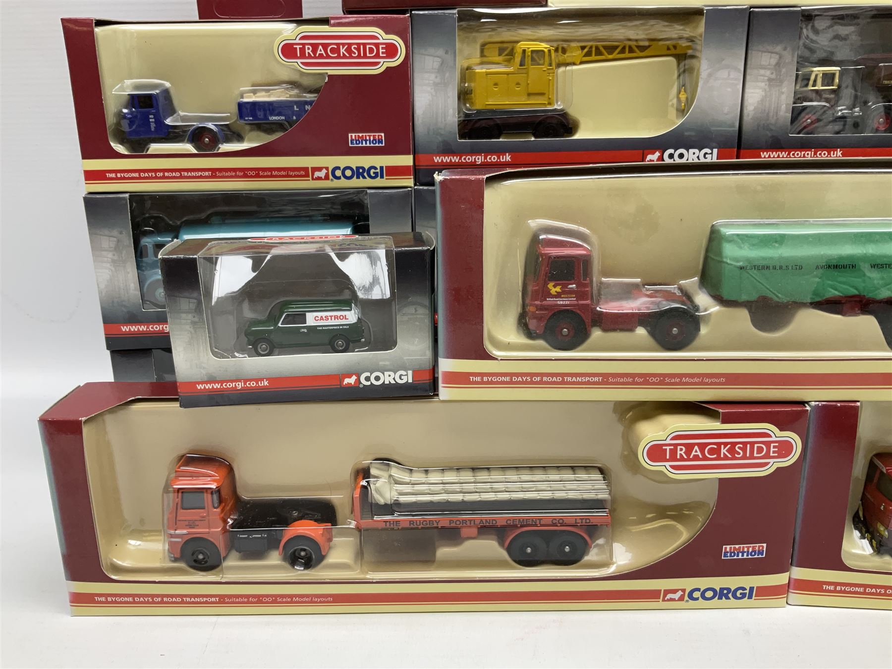 Corgi Trackside 00 scale die cast models including eighteen limited edition Ruston Bucyrus 19 Crane and others all boxed 41 Toys Models