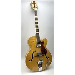 Hofner President semi-acoustic guitar with pearline mounts L104cm, in carrying case