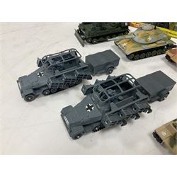 Corgi - eleven military models comprising three x 900, three x 901, four x 905 & 908; all boxed; together with nine unboxed models (18)