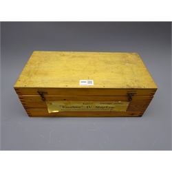  Walker's 'Excelsior' IV Ship-Log, (outrigger pattern) No.AH6839 with instructions and Speed Table in original fitted pine box  
