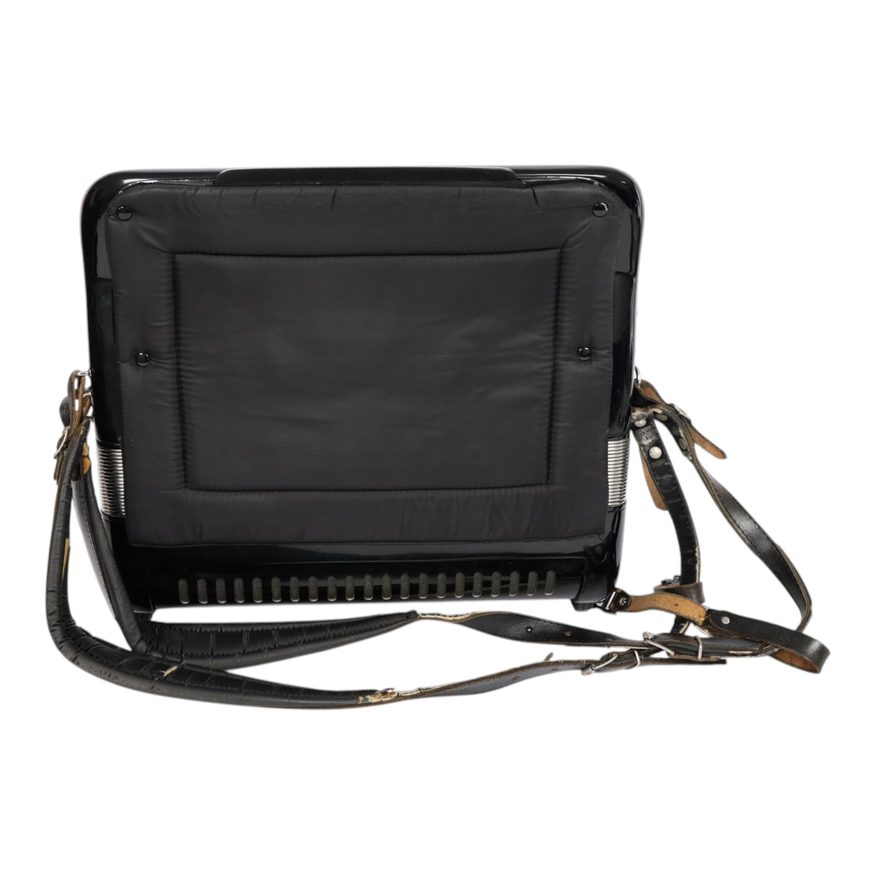 Borsini Professional 5-Row Chromatic button accordion, with 92 chromatic buttons and 120 bass buttons, in black high gloss case, with carry strap and original hard carrycase