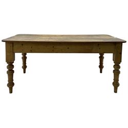 Victorian pine farmhouse dining table, rectangular plank top with rounded corners, on turned supports 