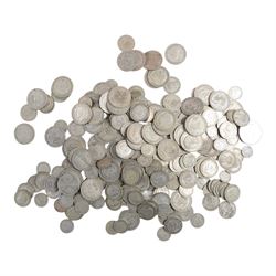Approximately 1580 grams of Great British pre-1947 silver coins