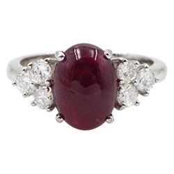 18ct white gold cabochon ruby ring, set 