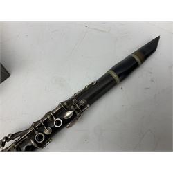 Windsor five-piece clarinet, serial no.EK05580; and Selmer Console clarinet with B&H mouth-piece; both cased (2)