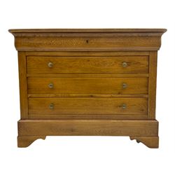 Barre Dugue - French oak five drawer chest with three drawers and frieze drawer at top and one at bottom 

