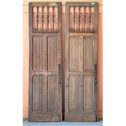 Decorative pair of French oak room scree