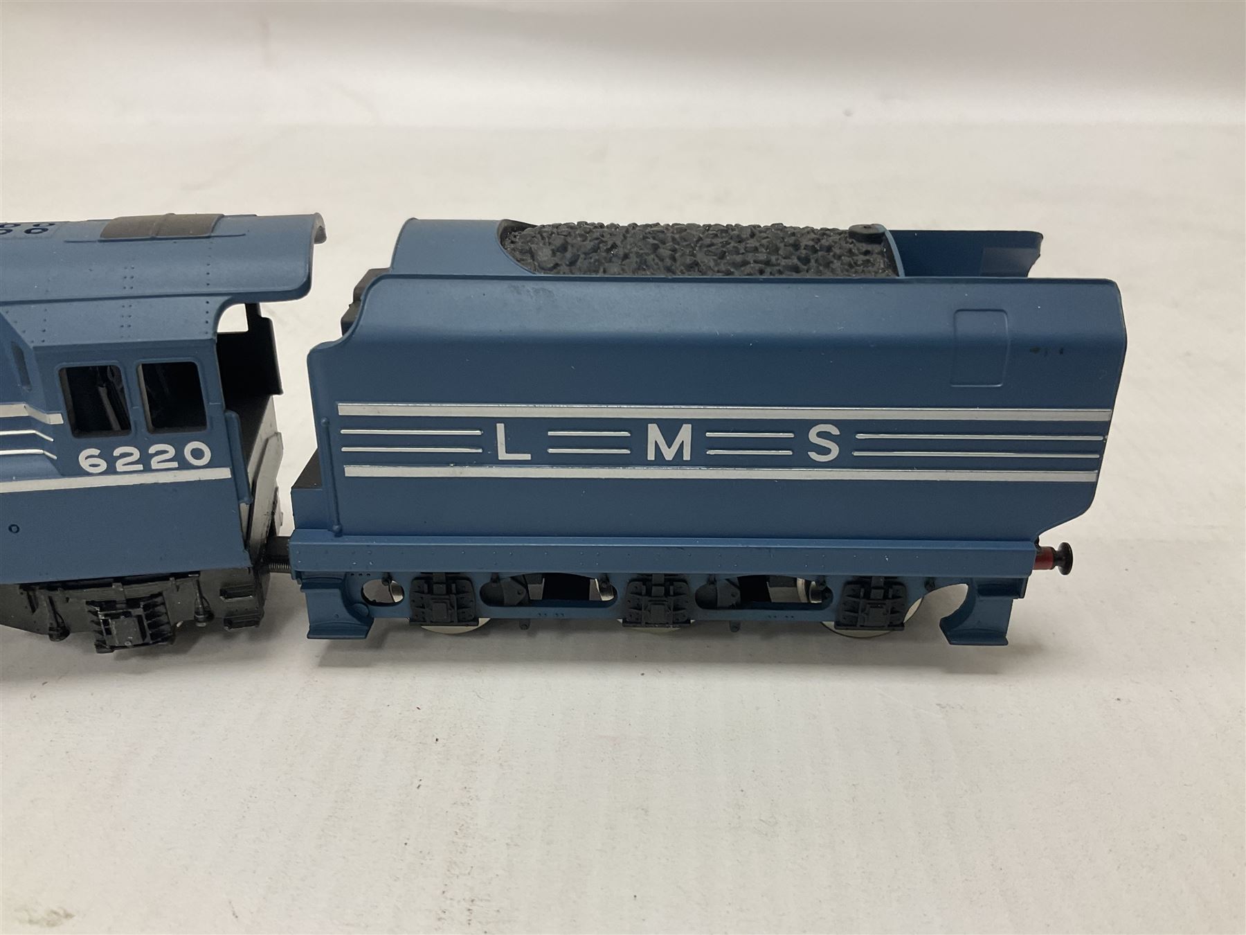 Hornby ‘00’ gauge - Class A4 4-6-2 locomotive ‘Silver Fox’ no.2512 in LNER silver; Princess Coronation Class 4-6-2 locomotive ‘Coronation’ no.6220 in LMS blue; both unboxed (2)