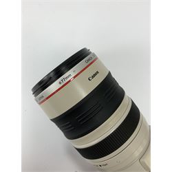 Canon camera lens 'Canon Zoom Lens EF 100-400mm 1:4.5-5.6 L IS Ultrasonic' 