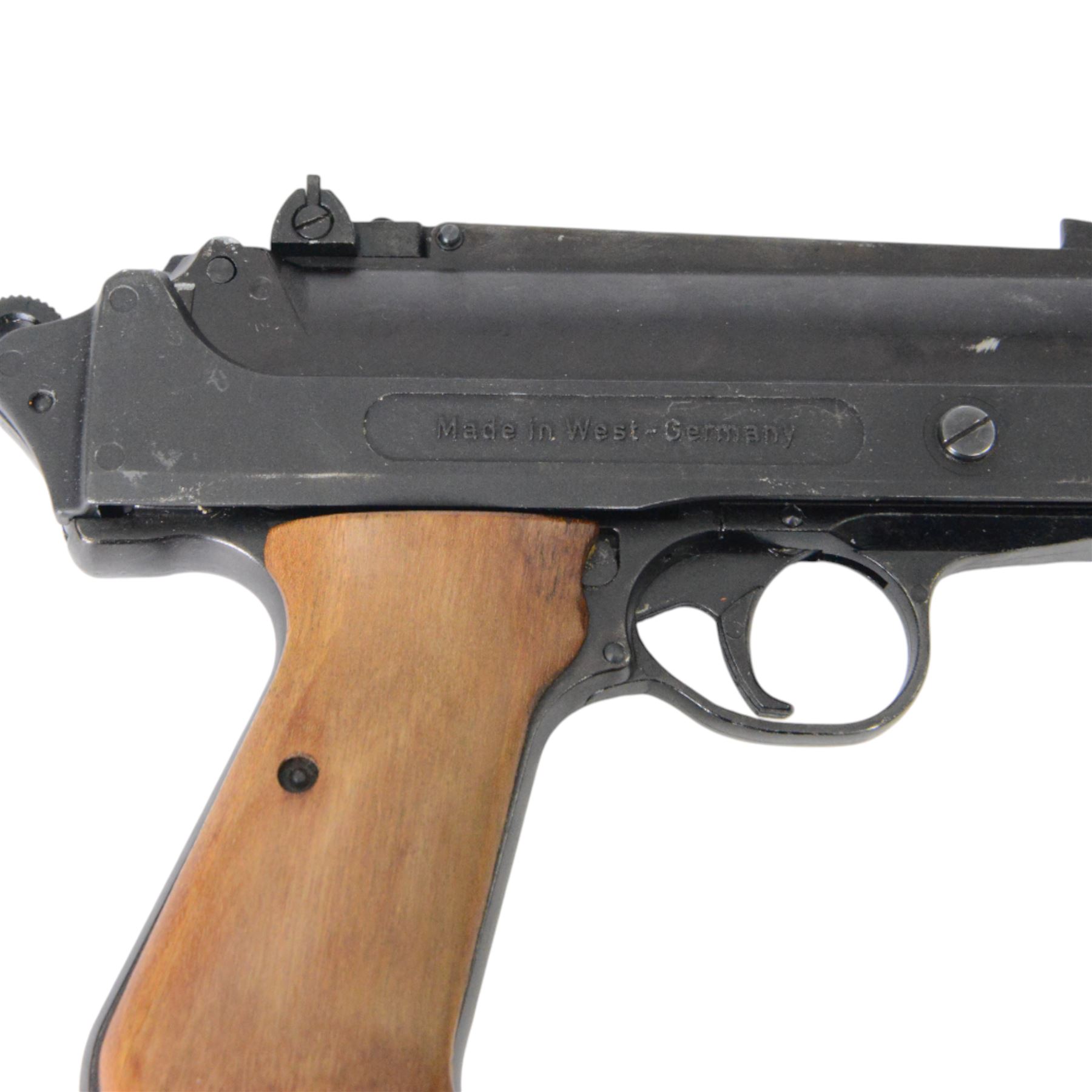 FB Record Jumbo .177 air pistol with shaped wooden grips and adjustable sights, L18cm