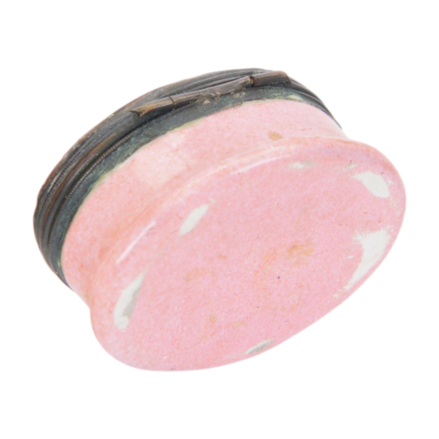 19th century Bilston enamel snuff box, of oval form, the hinged cover decorated with Britannia, H5cm  