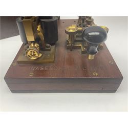 GPO telegraph morse code machine, marked GPO 10235 and Baseboard.S.C.MKII, in wooden carry case, case H16cm, L26cm 