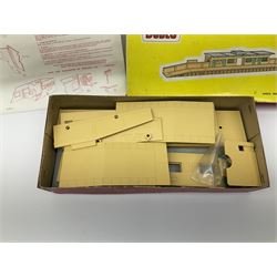 Hornby Dublo - 5006 Engine Shed Extension Kit; 5085 Suburban Station Kit with instructions; and 5030 Island Platform Kit; all in pictorial boxes; and Goods Depot Moulded Kit in box base only (4)