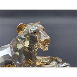 Swarovski Crystal lioness and cub, Akili, adult H7cm