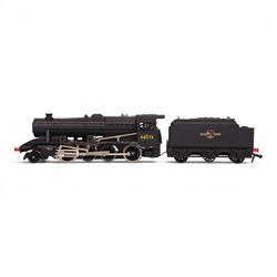 Three Hornby Dublo 00 gauge locomotives in black, comprising 2224 L.M.R 2-8-0 8F Locomotive and Tender no. 48073, 2218 2-6-4 Tank Locomotive no. 80033 and 2217 0-6-2 Tank Locomotive B.R. no. 69550, all boxed