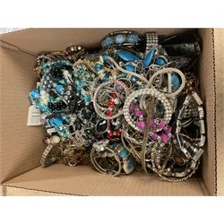 Collection of jewellery including bracelets, necklaces, watches etc 
