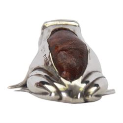 Edwardian silver novelty pin cushion, modelled as a frog, hallmarked Adie & Lovekin Ltd, Birmingham 1907, L6cm