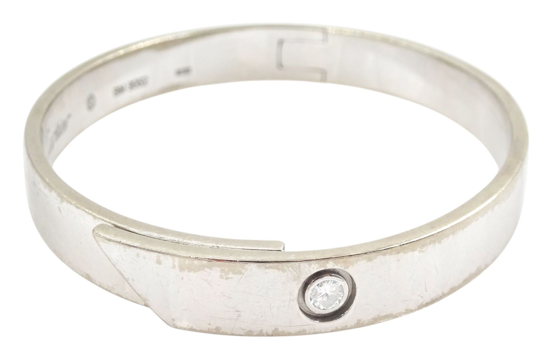 Cartier 18ct white gold single stone, round brilliant cut diamond Anniversary bangle, No. BM 3052, hallmarked