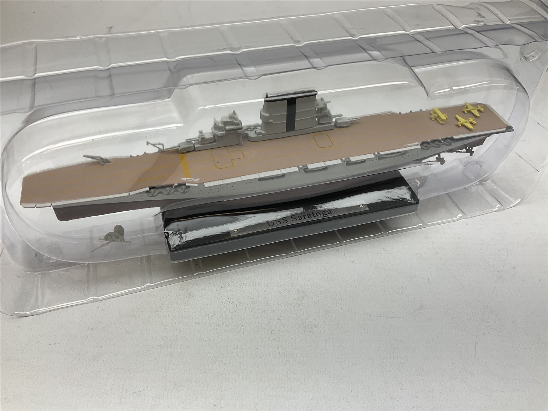 DeAgostini Atlas Editions - HMS Anson, HMS Exeter, HMS Renown, HMS Nelson, HMS Warspite, HMS Hood, Bismark, and USS Saratoga, all boxed; DeAgostini - Gneisenau, Blucher, and Prinz Eugen, packaged; together with ten further DeAgostini battleships, unboxed, and a Gilbow RMS Olympic model, boxed (qty)