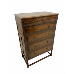 Mid 20th century figured oak bedroom furniture, comprising chest, fitted with five drawers; dressing table and double bedstead