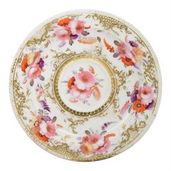 Coalport teawares, circa 1820-1840, comprising set of four trios, coffee cups, teacups and saucers, and slop bowl, decorated in the 830 pattern, with floral sprays and gilt shaped reserves, two further coffee cups and saucers, decorated with floral sprays upon blue grounds/with blue borders, and a similar coffee cup