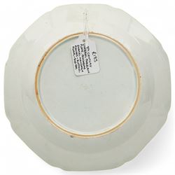 18th century Liverpool porcelain plate, decorated with Mandarin figures and buffaloes in a harbour, the border decorated with scenes of birds and foliage, D19cm 