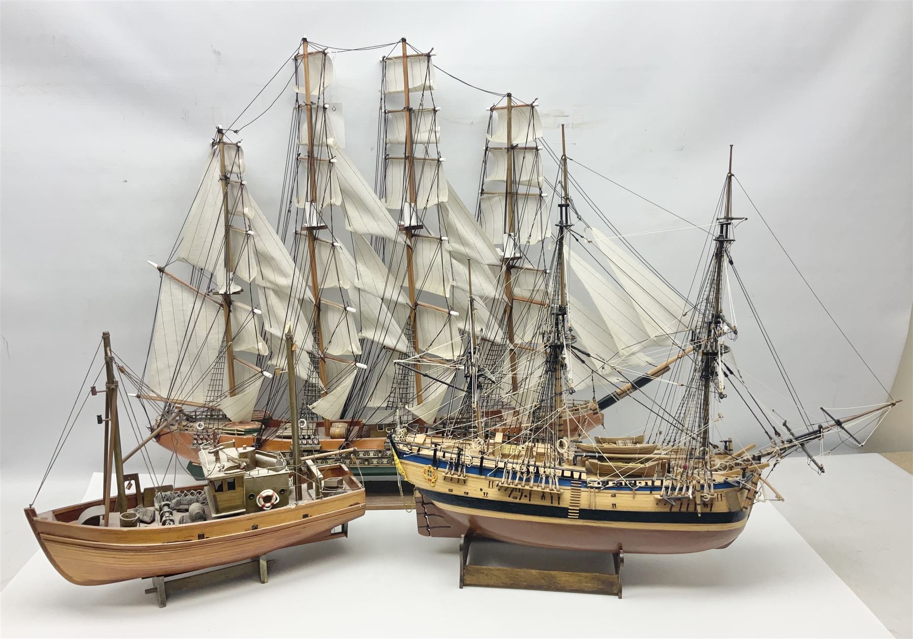 Wooden scale model model of a galleon 'Fragata Siglo XVIII ship, together with three mast scratch built ship and one other, fragata H78cm