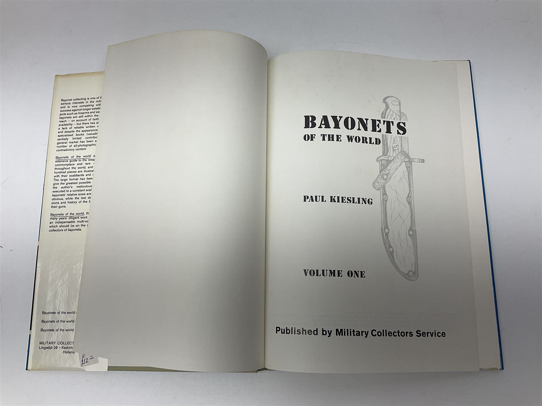Five reference books on swords and bayonets comprising Skennerton & Richardson: British & Commonwealth Bayonets; Paul Keisling: Bayonets of the World; Leslie Southwick: The Price Guide to Antique Edged Weapons; J. Anthony Carter: Allied Bayonets of World War Two; and Les Armes Blanche (5)