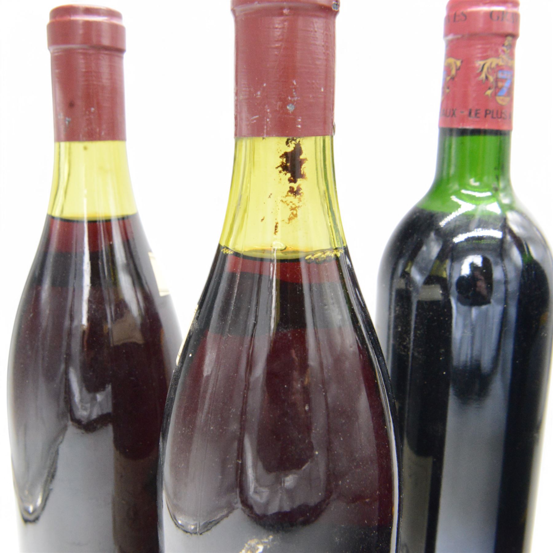 Mixed red wine; two bottles of Chateau du Maine 1983 Graves 12% vol 750ml, two bottles of Taupenot-Merme 1982 Chambolle-Musigny unknown proof 75cl 