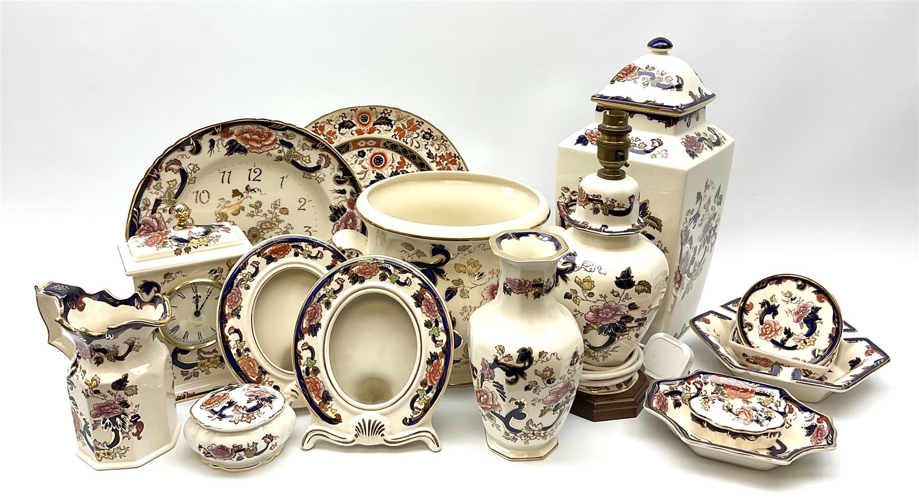 A group of Masons Ironstone Mandalay pattern wares, to include table lamp, including fixture overall H29.5cm, large square sided jar and cover, H35cm, pair of photograph frames, planter with twin lug handles, mantel clock, wall clock, vase, jug, various trinket dishes and boxes, etc., plus a Masons Franklin pattern plate. 