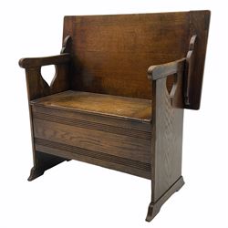 Mid 20th century oak monks bench, with hinged box seat