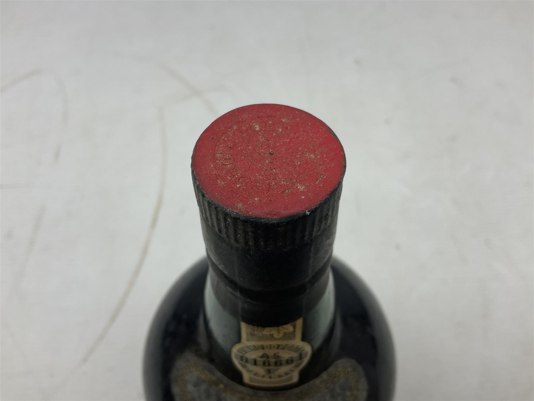 Amandio 1955, tawny port, unknown content and proof