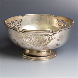 Indian silver footed bowl, of circular form with pierced sides, H8cm, D15cm
