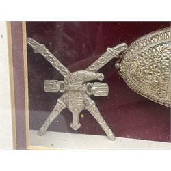 20th century silver Khanjar dagger from Oman, heavily decorated with filigree throughout, dome shaped pommel and waisted grip, the sheath with fastening rings, with miniature curved dagger accessory, housed in red lined glazed box frame, L38cm