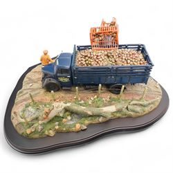 Country Artists 'A Vintage Harvest - 1957' large figural group, by  Antony Halls and Bob Price, model no. 01708, limited edition 135/570, on wooden base, with framed certificate W49cm