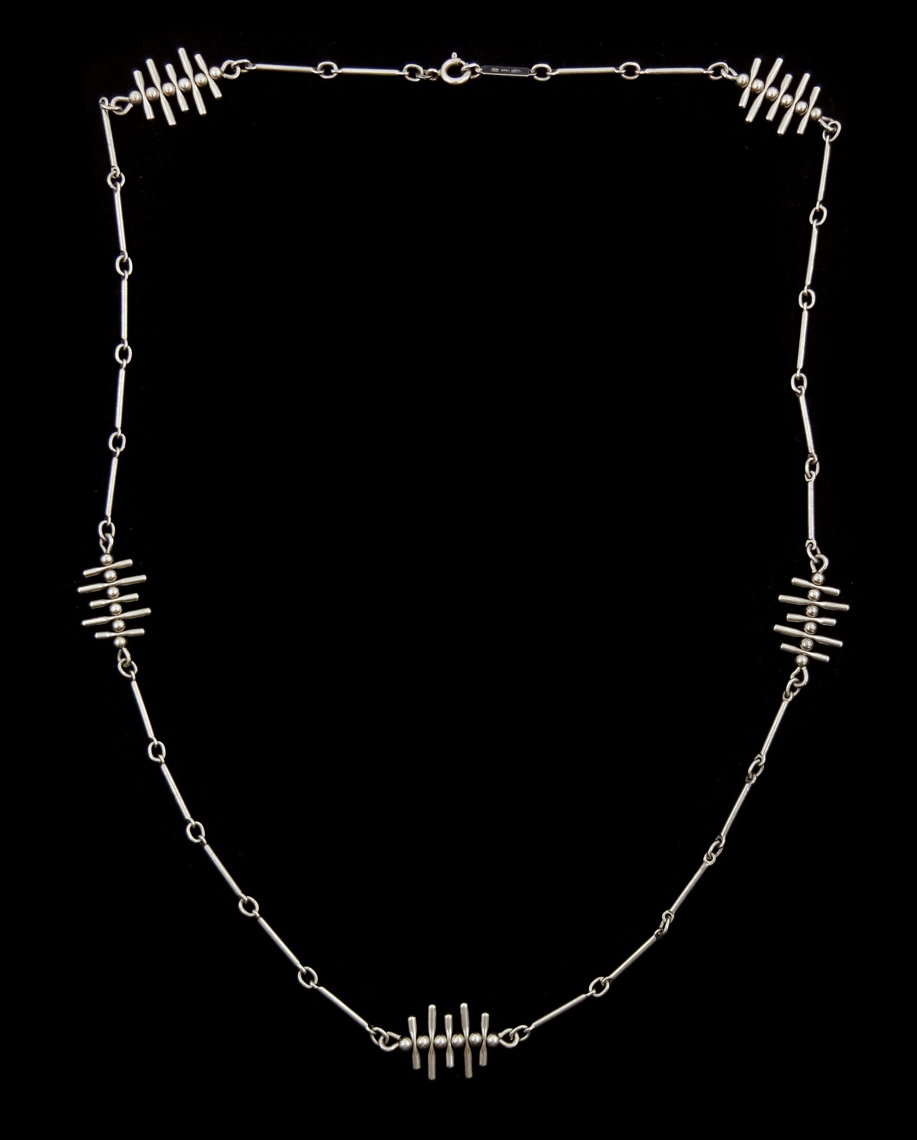 Silver abstract link necklace by Orlando Orlandini for Uno A Erre, signed O.P Orlandini