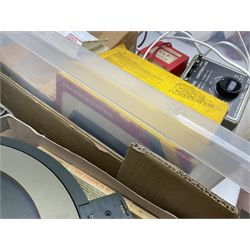 '00' gauge - Hornby Thomas the Tank Engine 0-6-0 locomotive No.1, boxed; electric turntable; various trackside accessories and spare parts; and six Marshall and other power controllers.