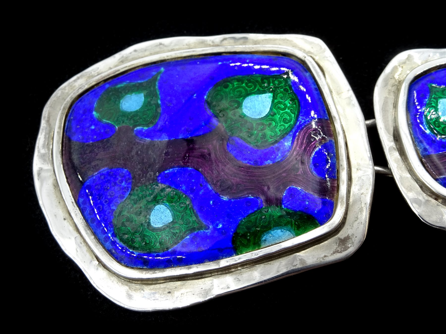 Scottish silver and enamel stylized tree formed from three graduated asymmetrical pendants, makers mark R T,  Edinburgh 1970, approx 3.5oz