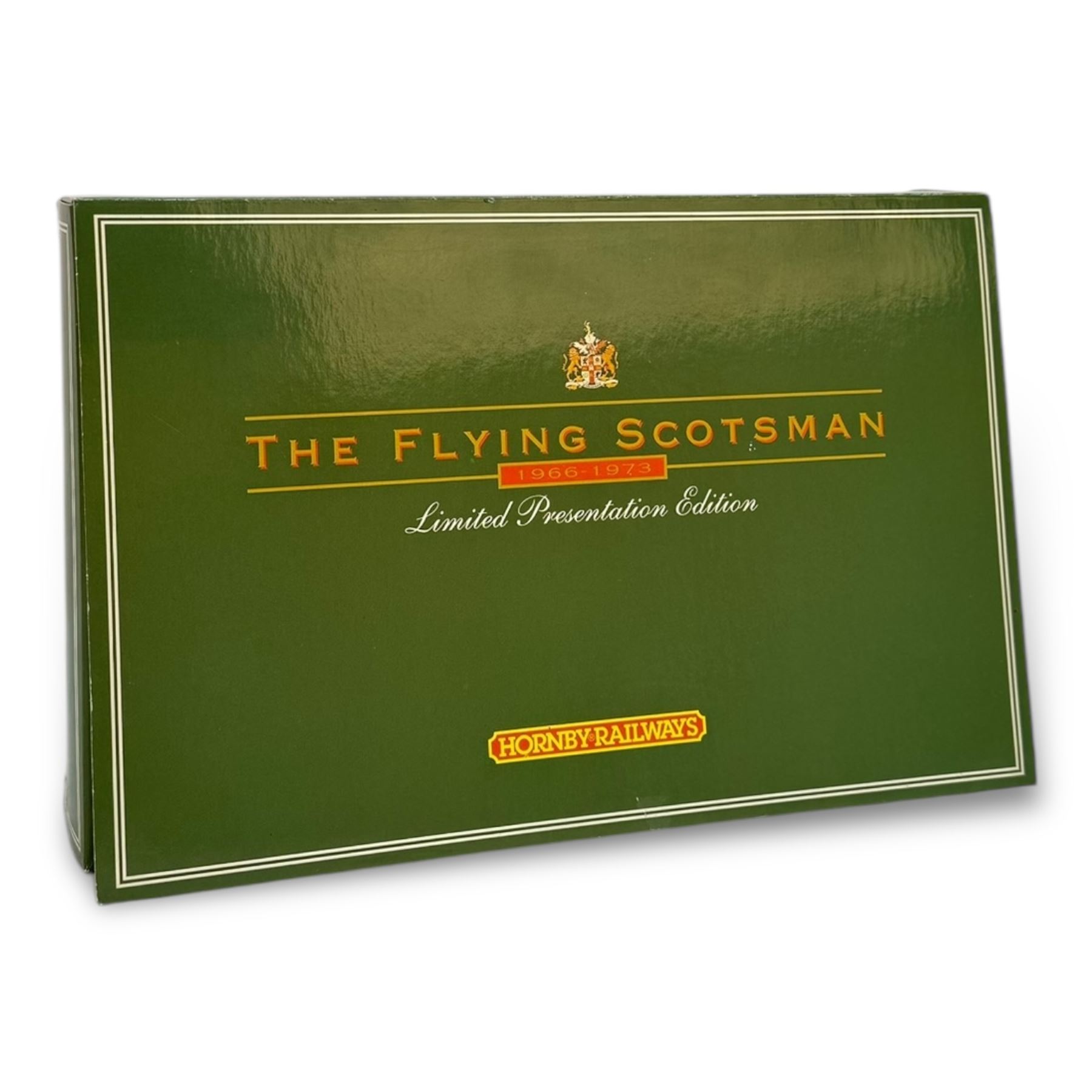 Hornby '00' gauge R075 The Flying Scotsman, Limited Presentation Edition, comprising locomotive and two tenders within presentation packaging with certificate